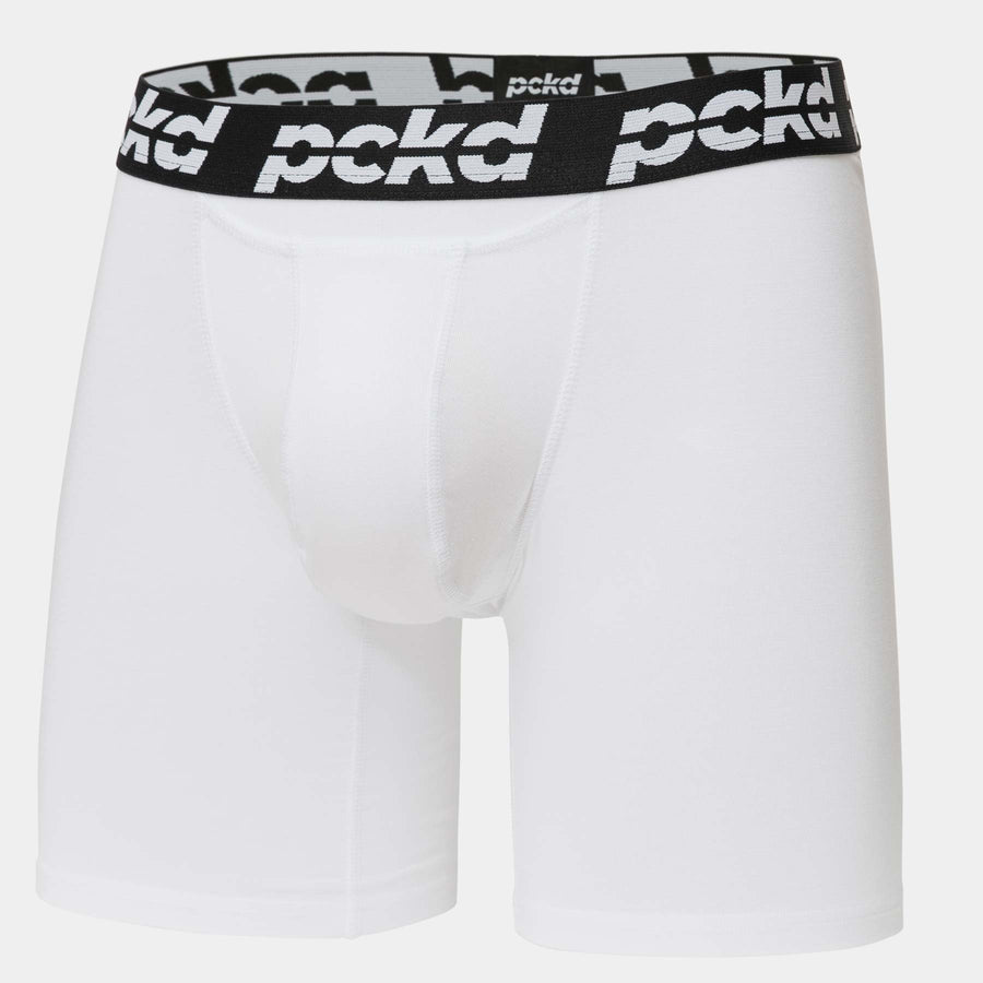 PCKD Midway Briefs / Boxershorts im Sport-Stil aus Bambus. In der Farbe Diamond White. In Größen S - XXL. Online kaufen auf pckd.de!