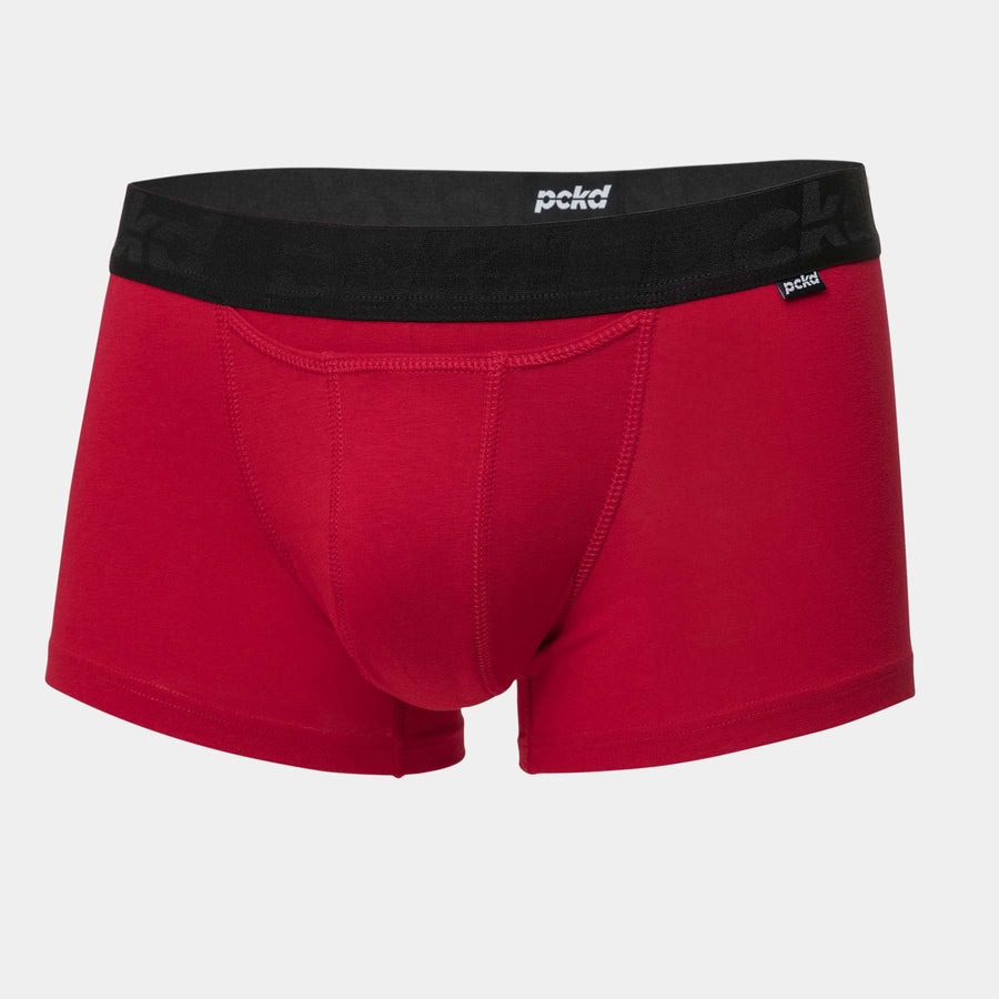 PCKD Boxer Trunks / Boxershorts im Klassik-Stil aus Baumwolle. In der Farbe Rosco Red. In Größen S - XXL. Online kaufen auf pckd.de!